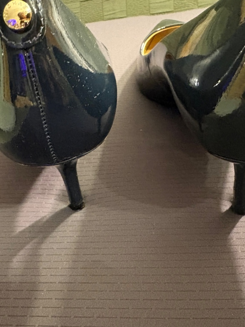 Michael Kors Shoes - Picture 7 of 9